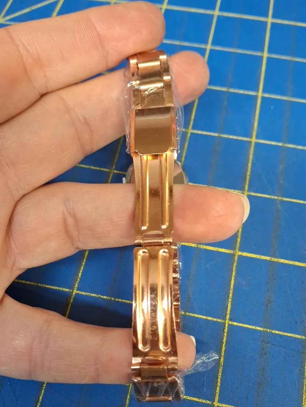 Back Face Rose Gold-Tone 8